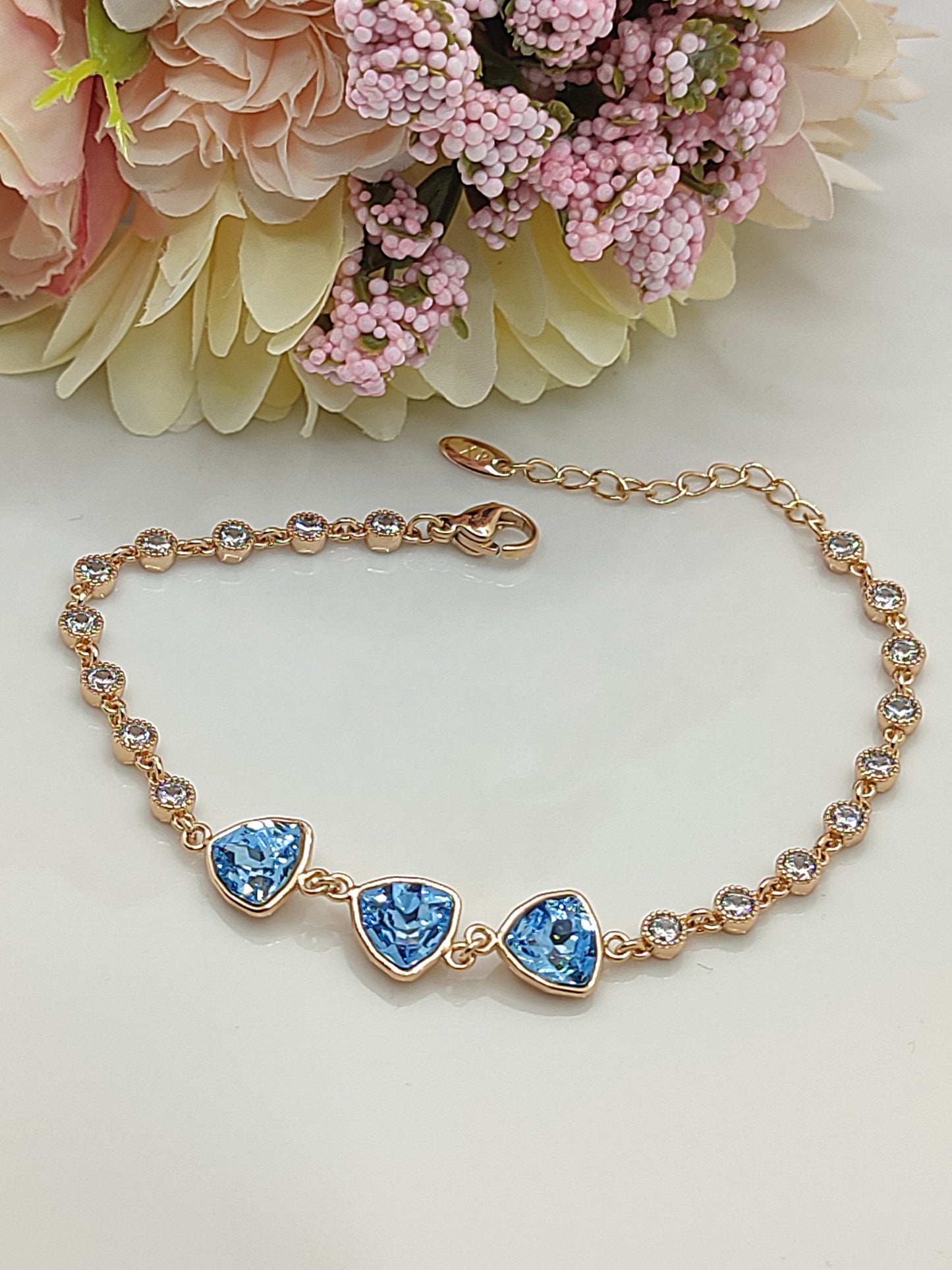 2470/ karkötő MINŐSÉGI KRISTÁLYOKKAL