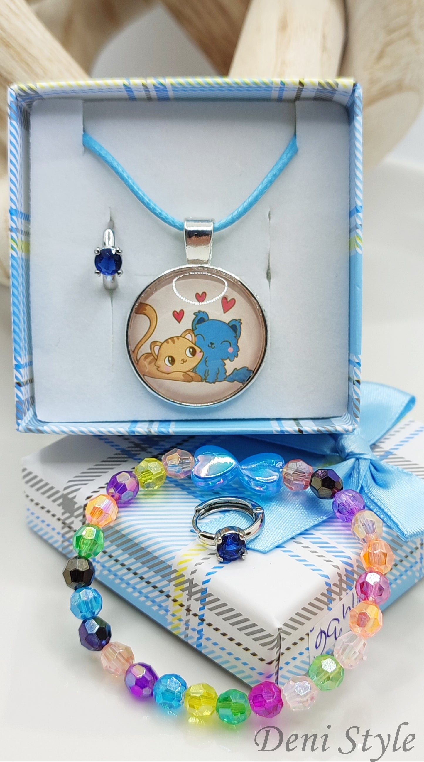 4436/ gyermek ajándékcsomag