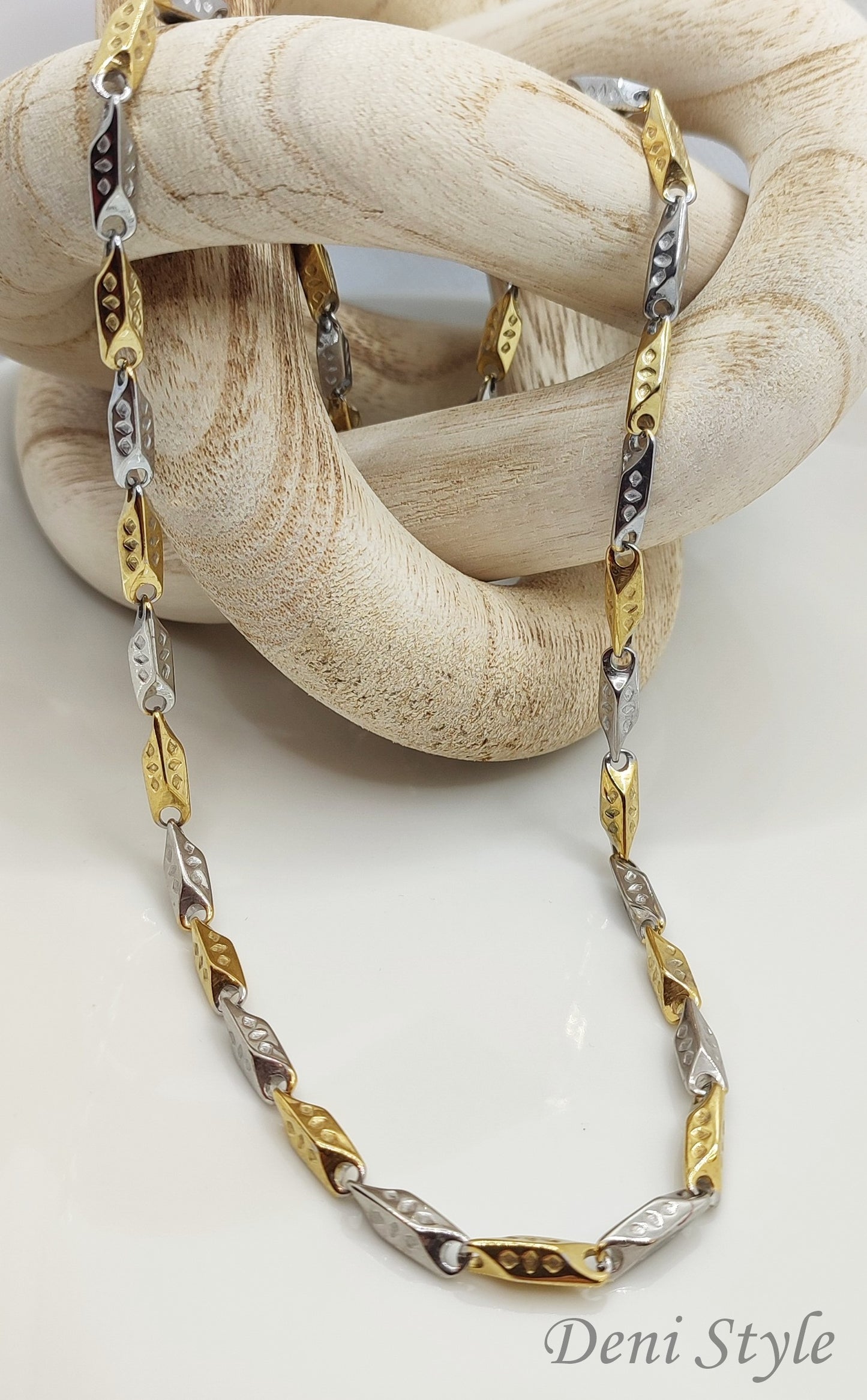 4834/ Valeno nyaklánc