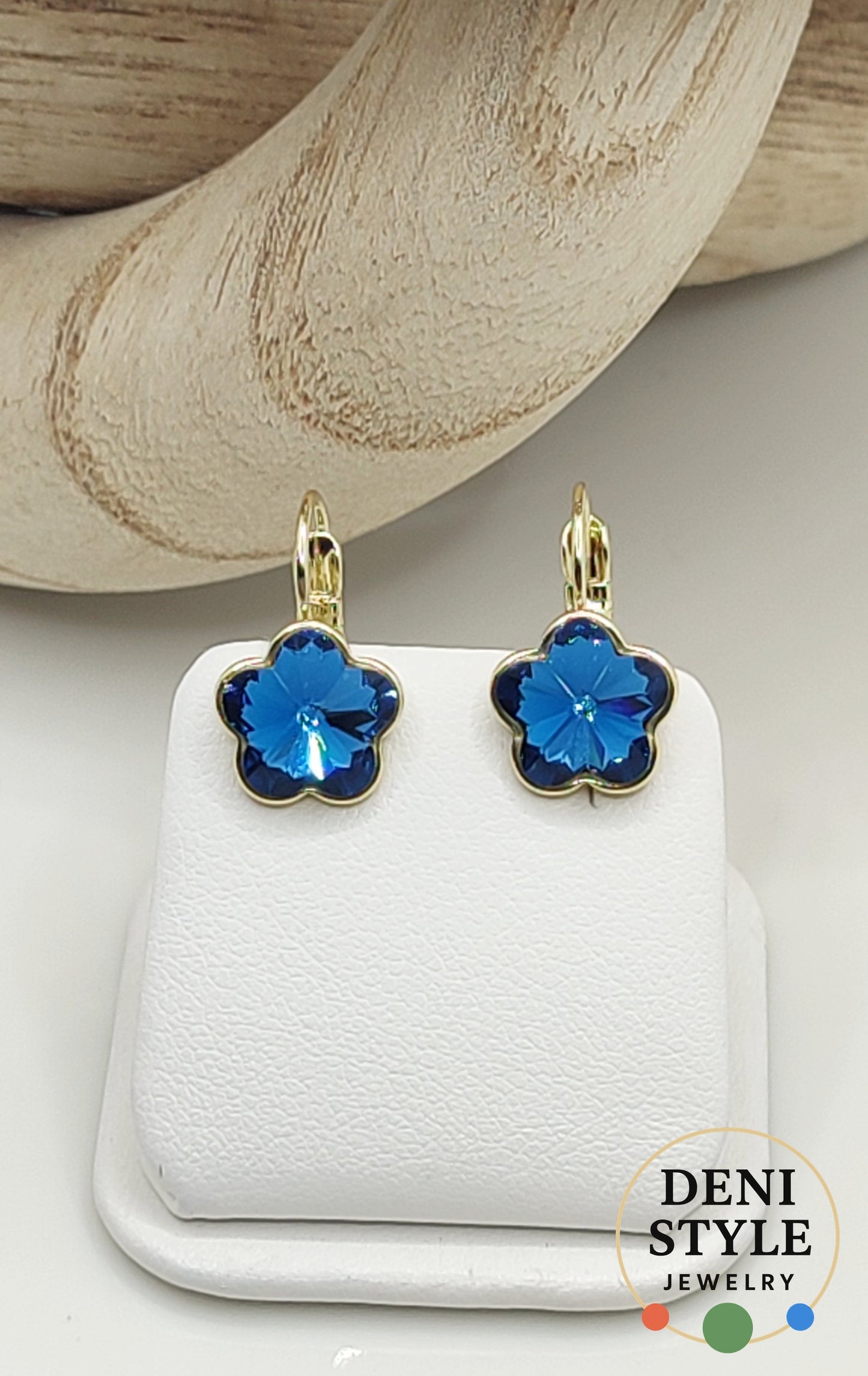 5514/ Akira fülbevaló minőségi kristályokkal