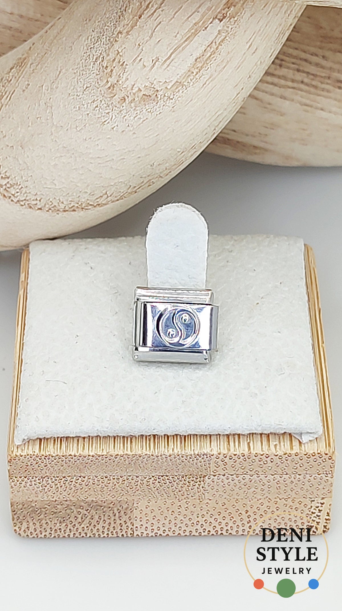 IC 34 / Jin-jang Italian Charm