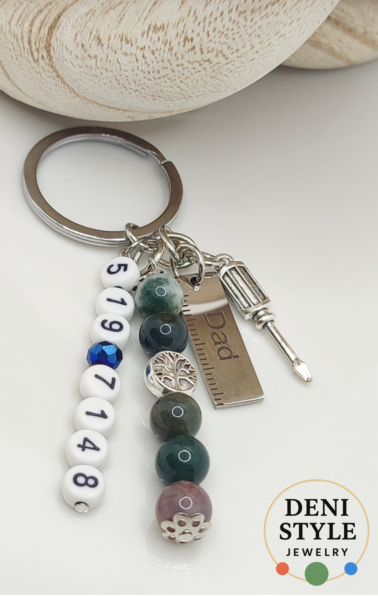 K 135/ kulcstartó-táskadísz