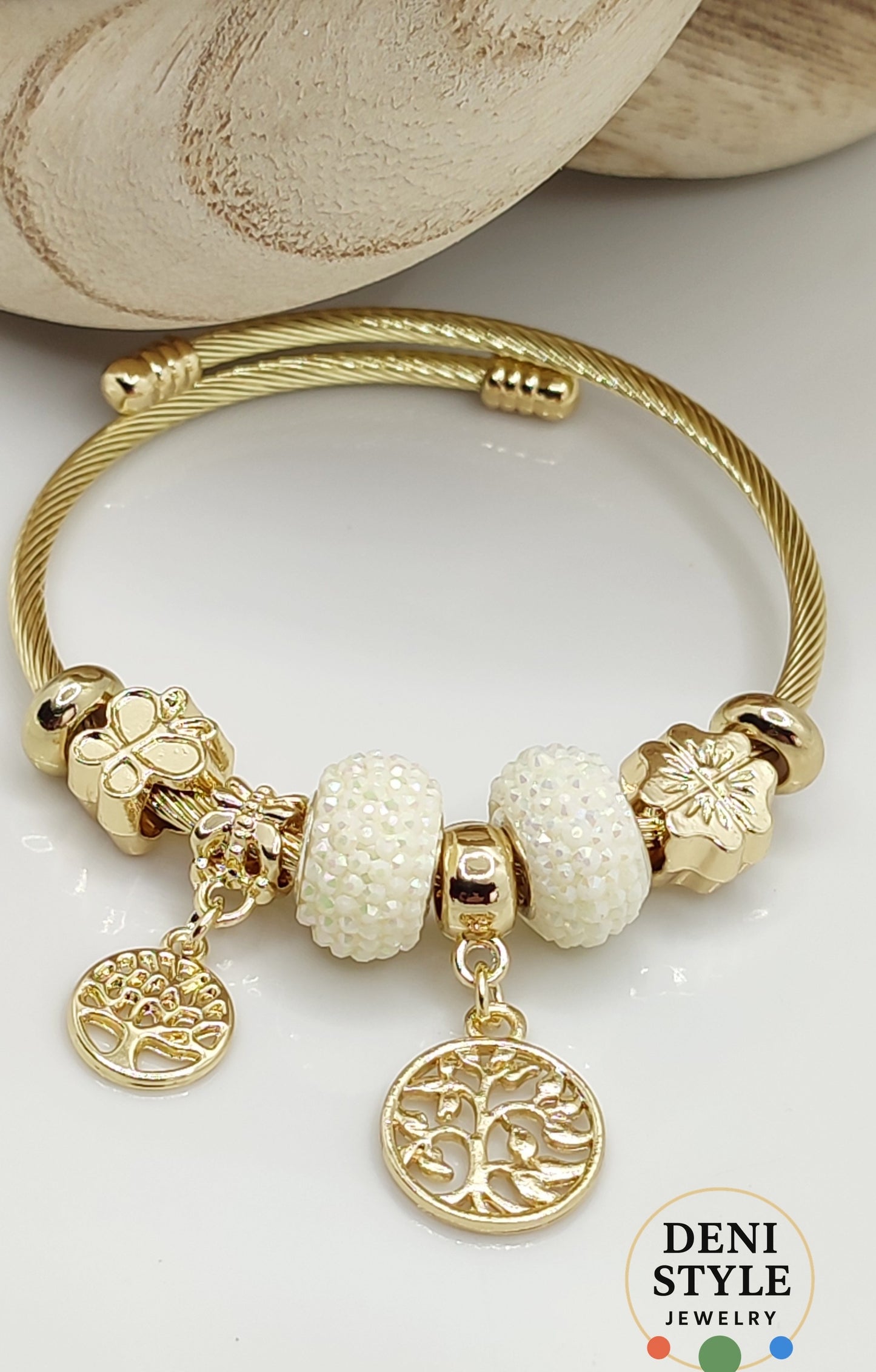 3045/ Charm karkötő