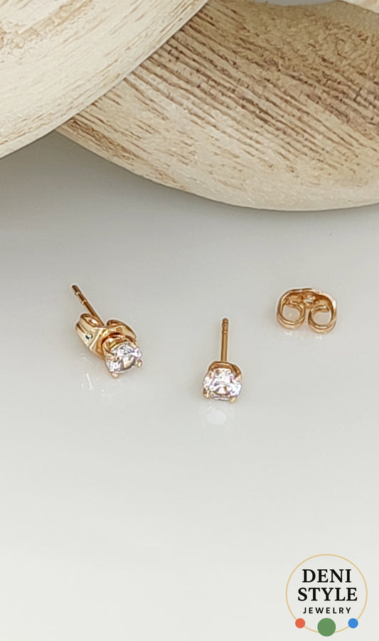 3528/ Ciera 18k gold fülbevaló (4mm)