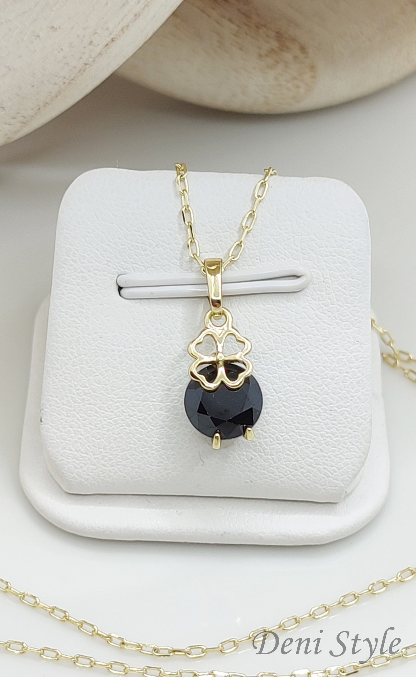 4946/ Zaida nyaklánc