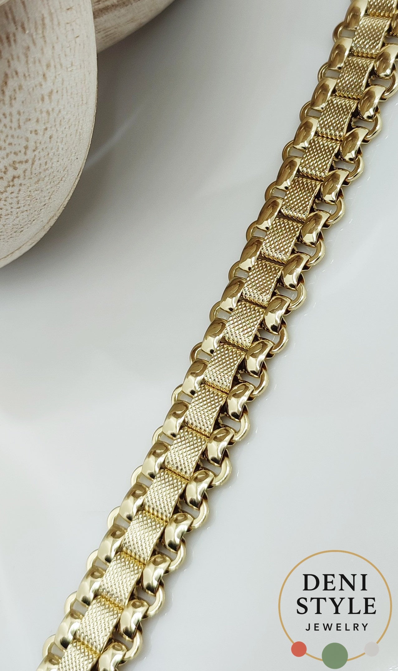 5201/ Nerina karkötő