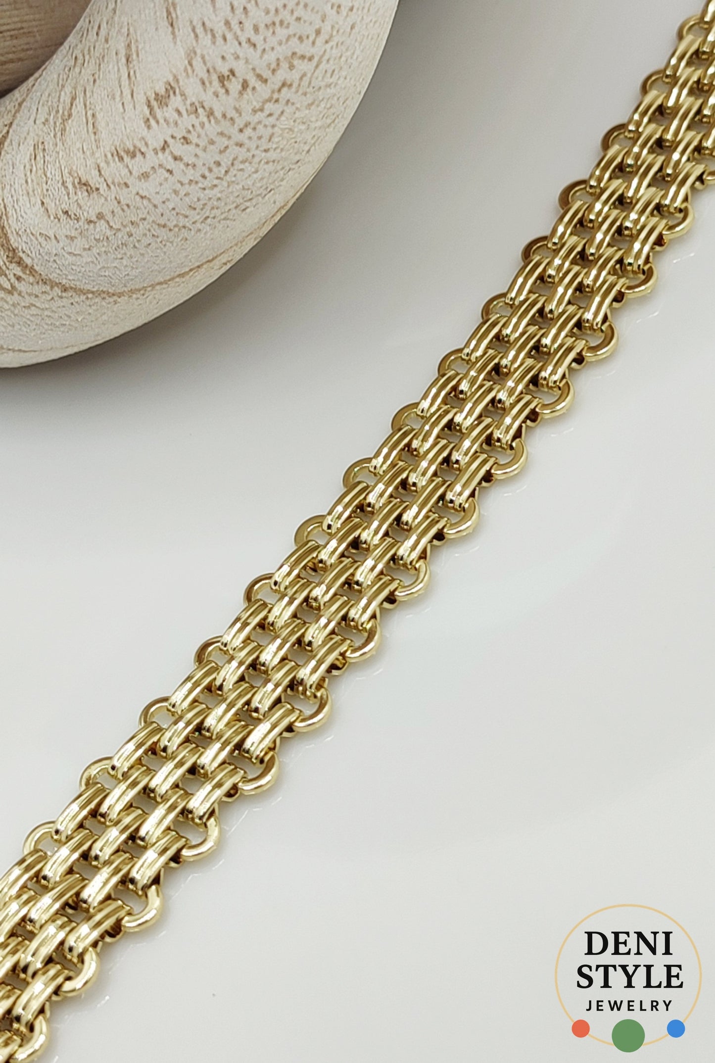 5311/ Marbelle karkötő