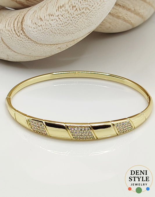 5316/ Réka karperec