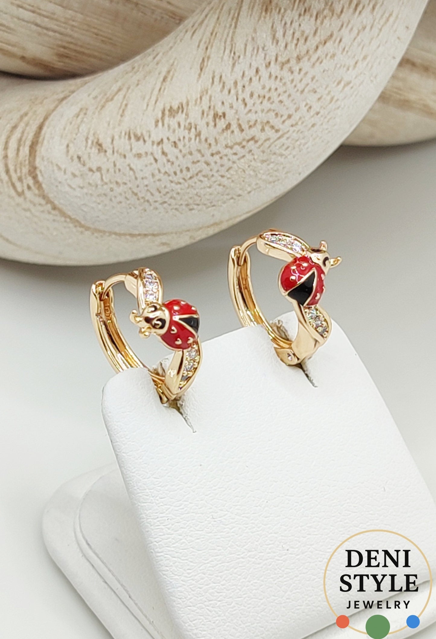 5382/ Ladynia gyermek fülbevaló