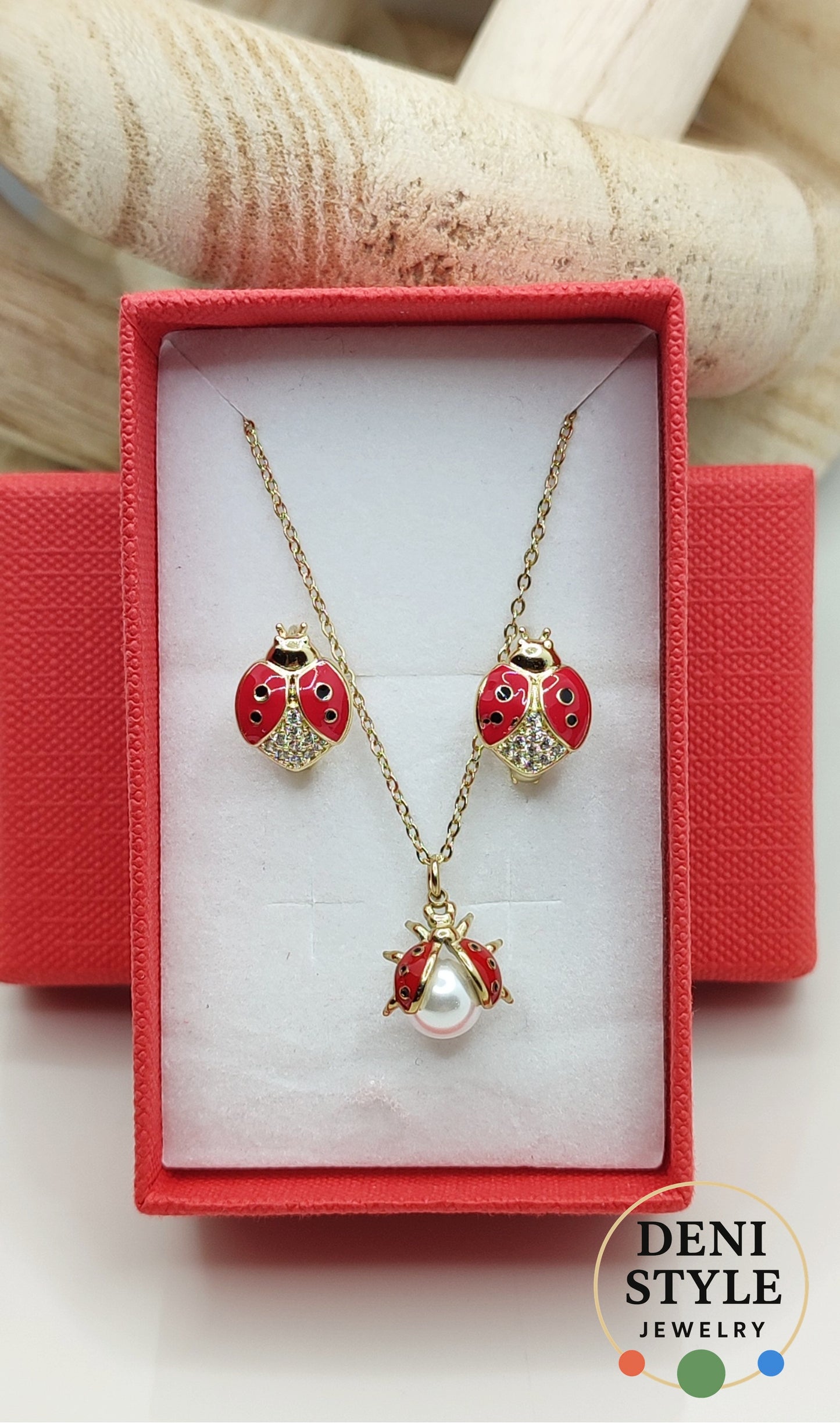 5414/ Katicás gyermek ajándékdoboz