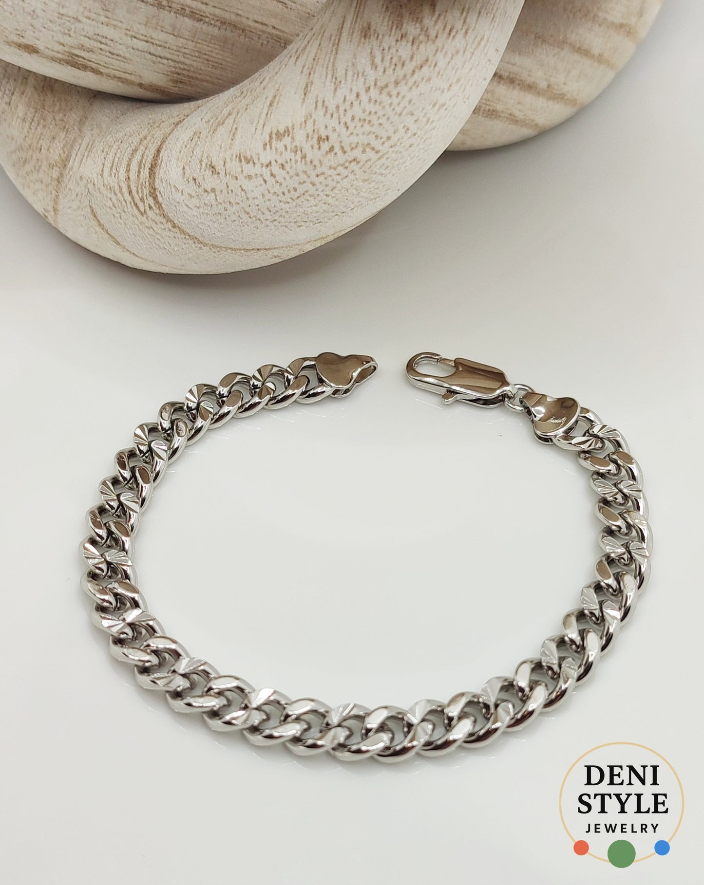 5444/ Sarina karkötő (20/6.5)