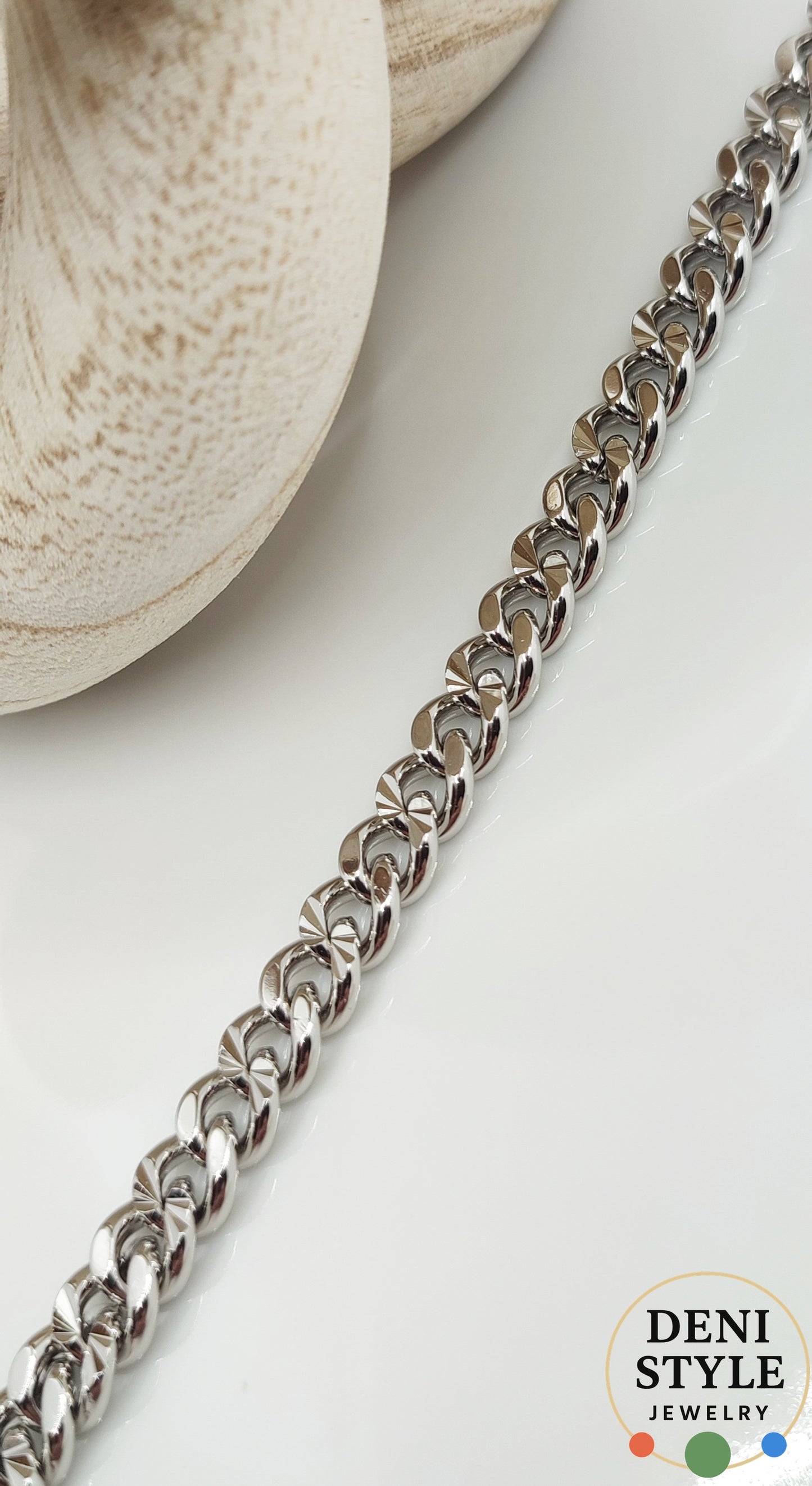 5444/ Sarina karkötő (20/6.5)