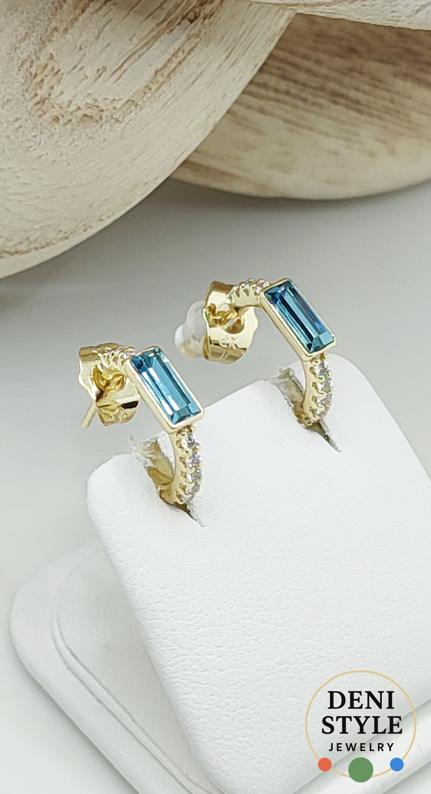 5704/ Azurelle fülbevaló minőségi kristályokkal