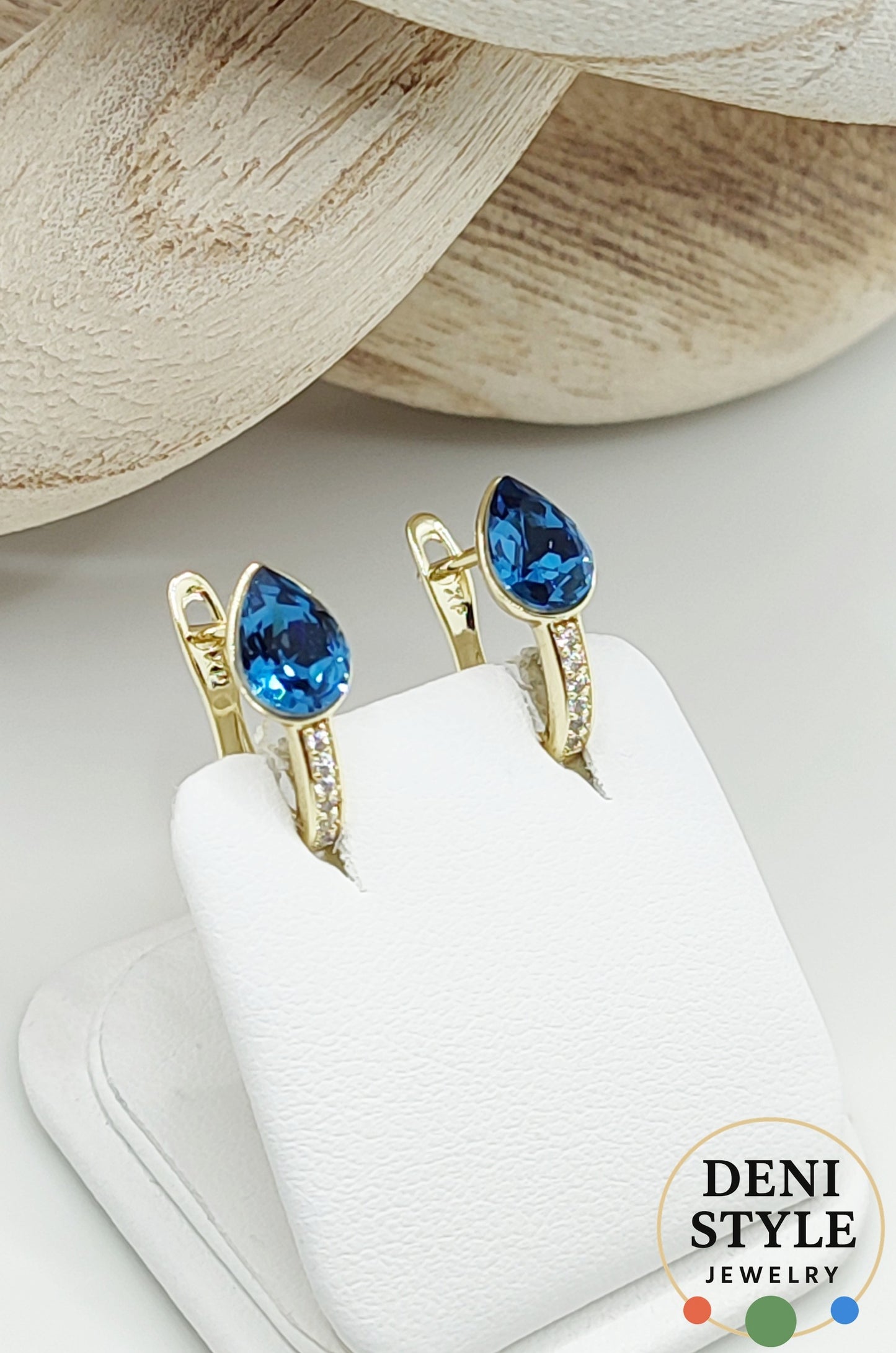 5708/ Adria fülbevaló minőségi kristályokkal