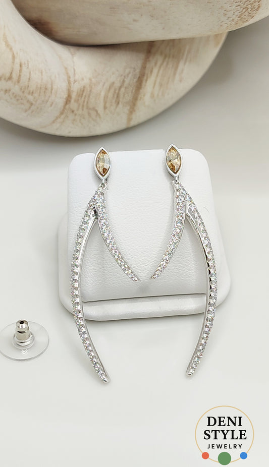 5747/ Rami fülbevaló minőségi kristályokkal