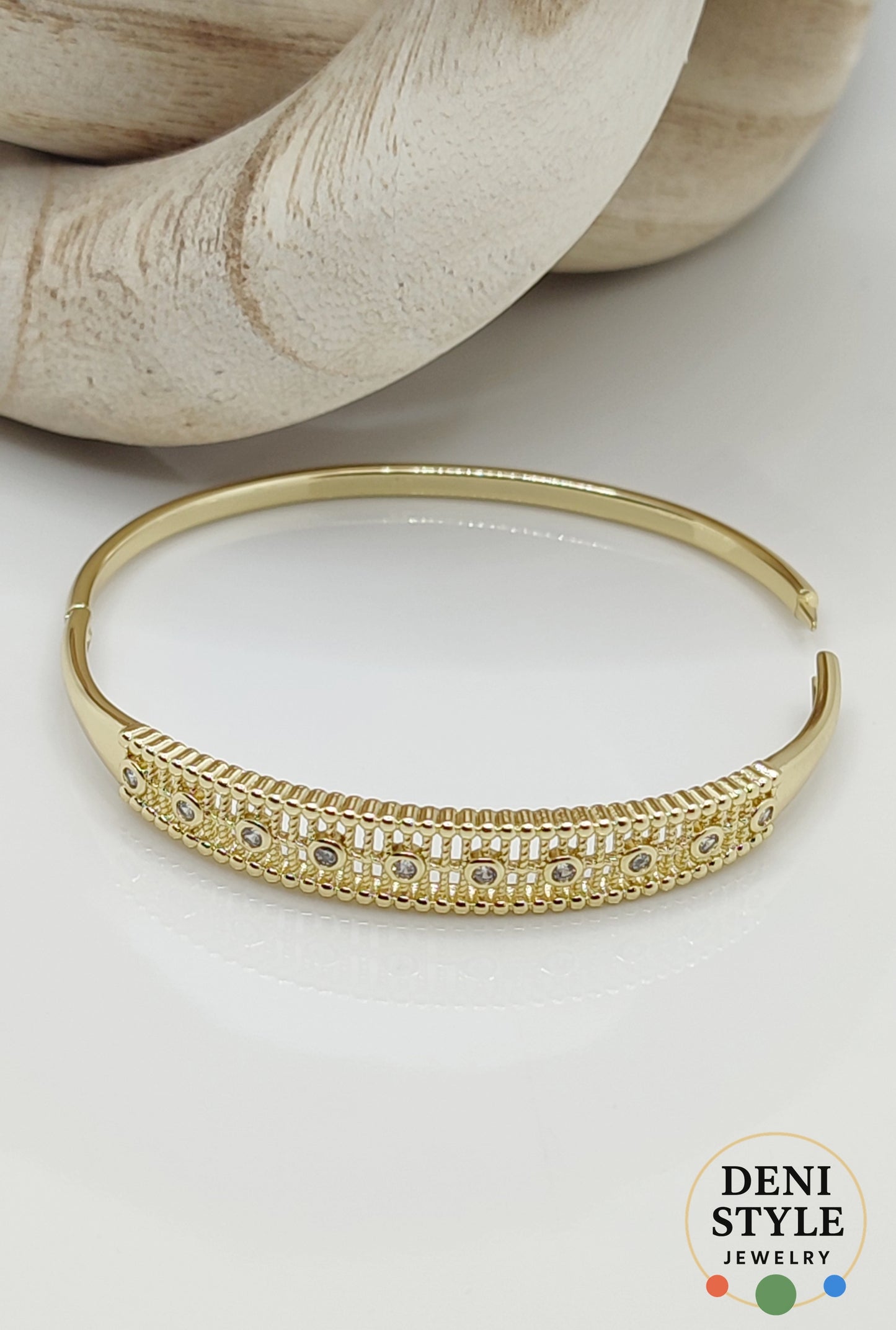 5847/ Kiara karperec