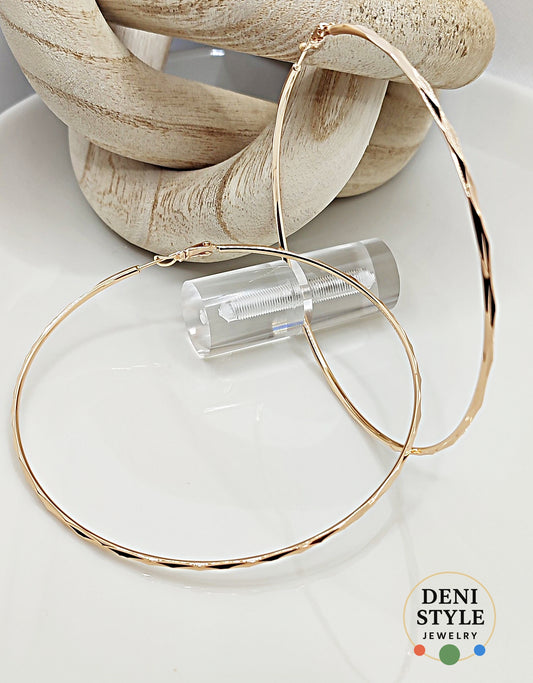 5851/ Lori fülbevaló