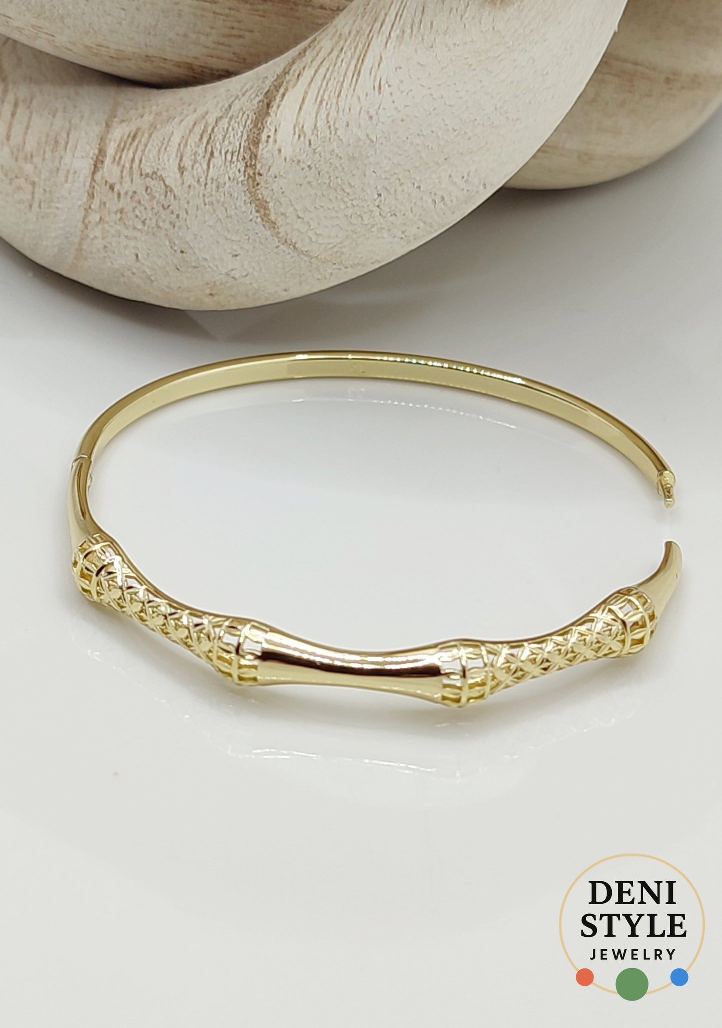 5868/ Donna karperec