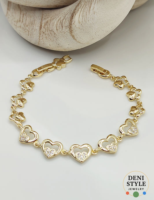 5891/ Amira karkötő