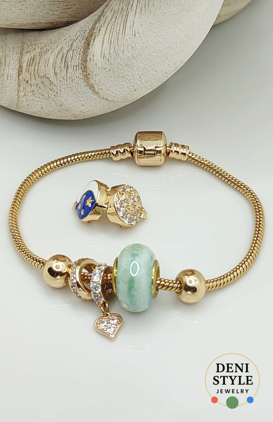 5923/ Sora charm karkötő