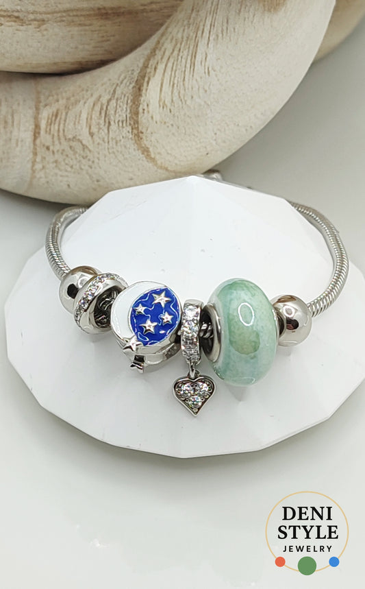 5924/ Sora charm karkötő