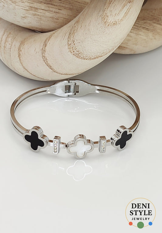 6539/ Cloveré white karperec