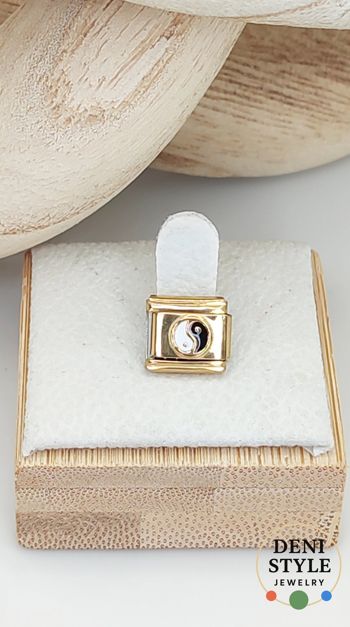 IC 5 / Jin-jang Italian Charm
