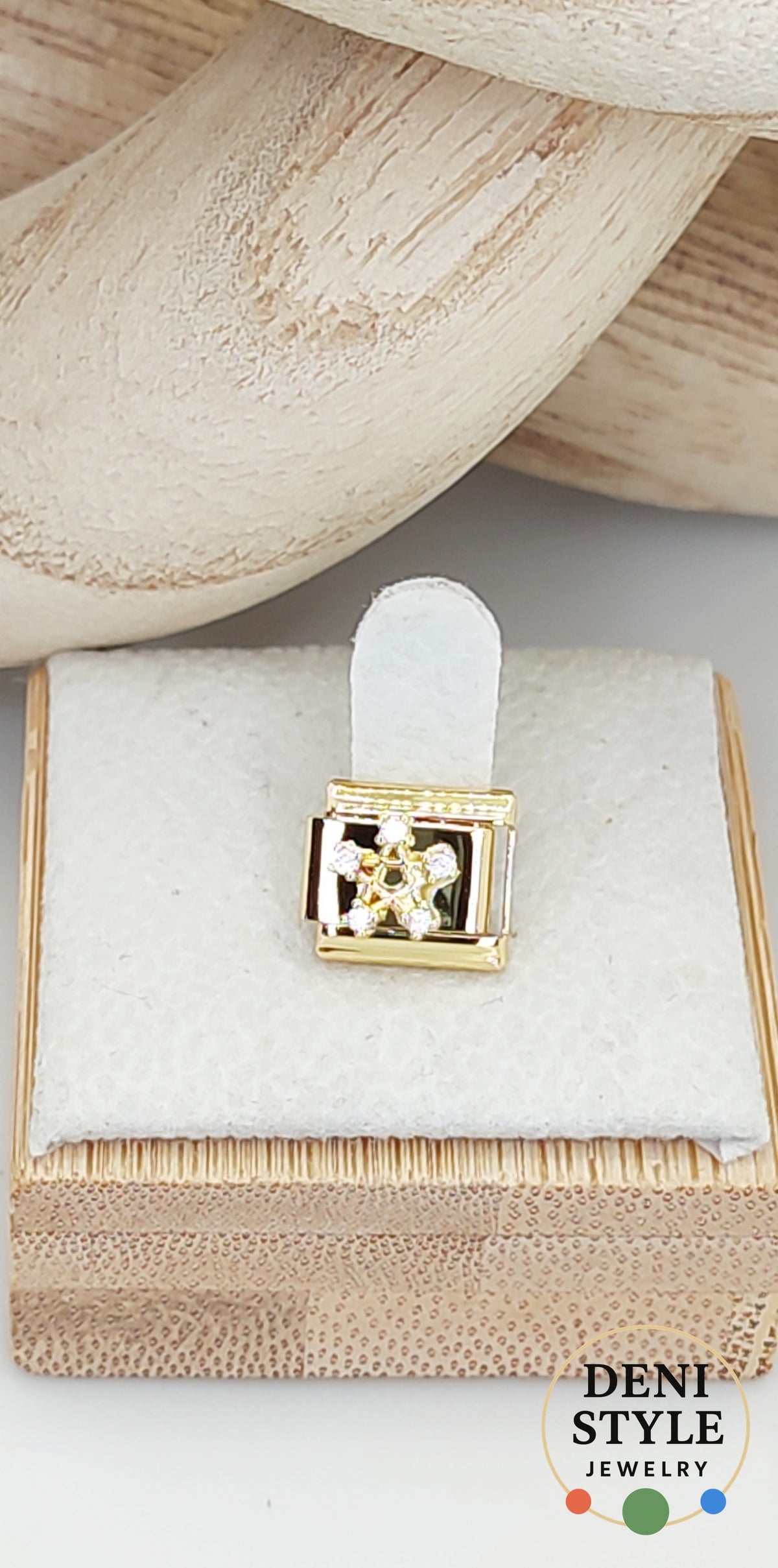 IC 15 / Köves virág Italian Charm